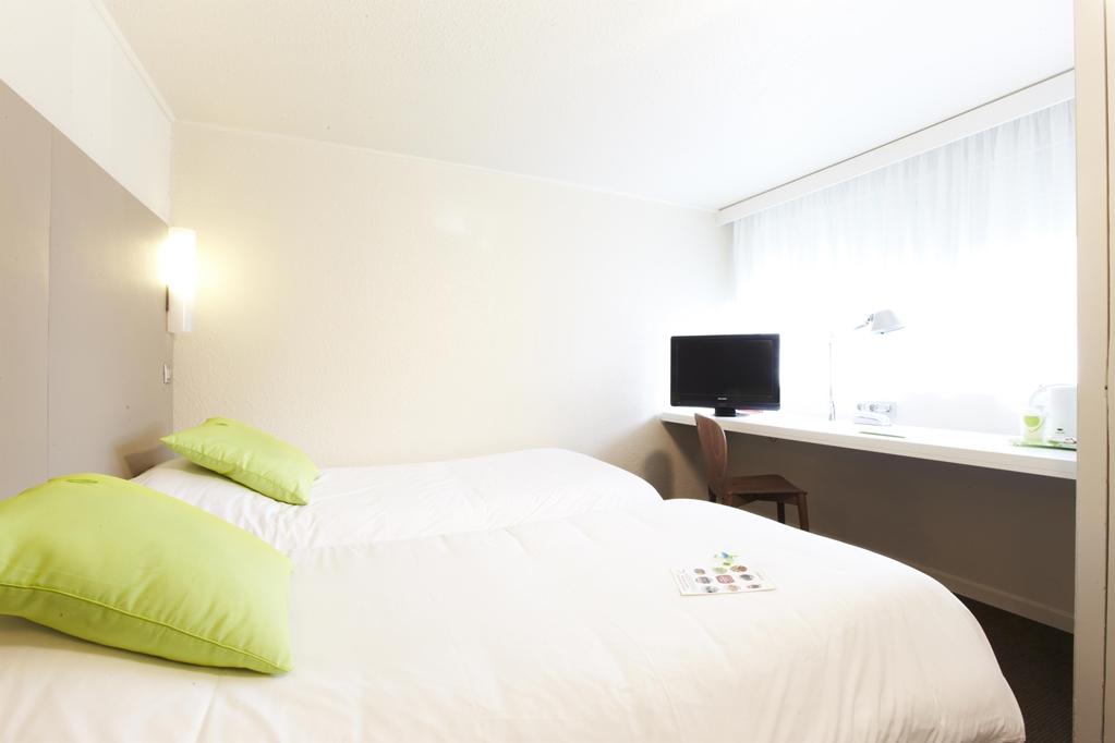 Greet Hotel Angouleme Saint-Yrieix-sur-Charente Екстериор снимка