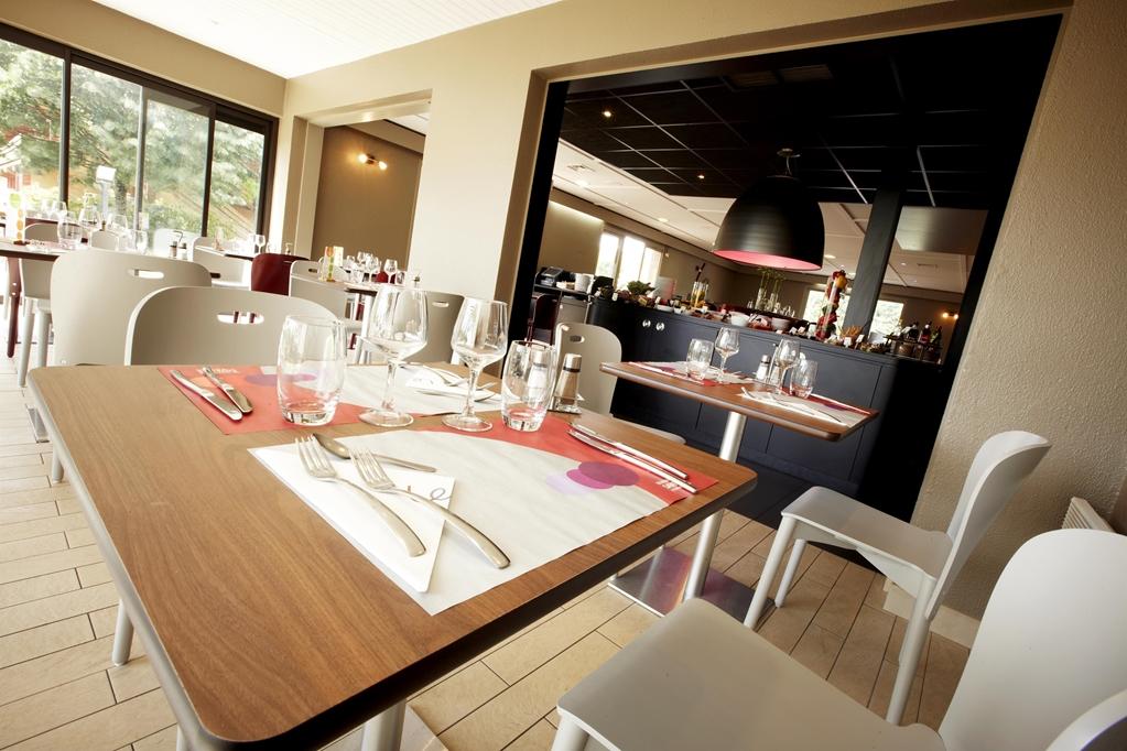 Greet Hotel Angouleme Saint-Yrieix-sur-Charente Екстериор снимка